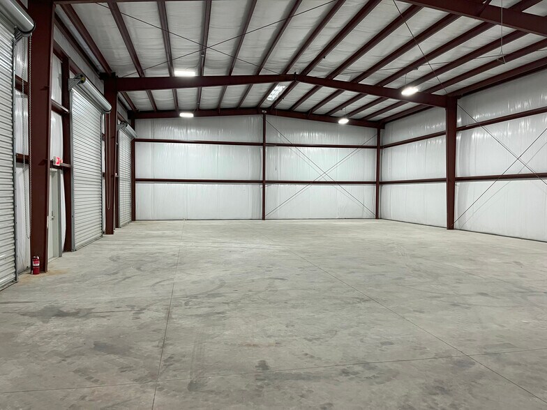 4417 Entrepot Blvd, Tallahassee, FL à louer - Photo intérieure - Image 3 de 10