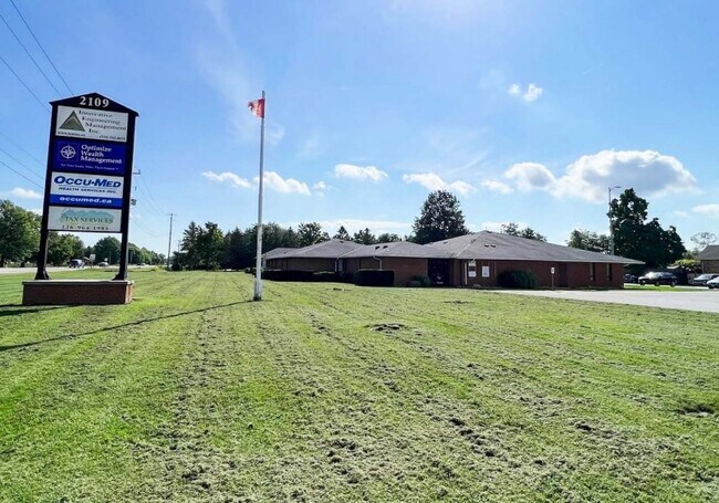 Plus de détails pour 2109 London Line, Sarnia, ON - Bureau à louer