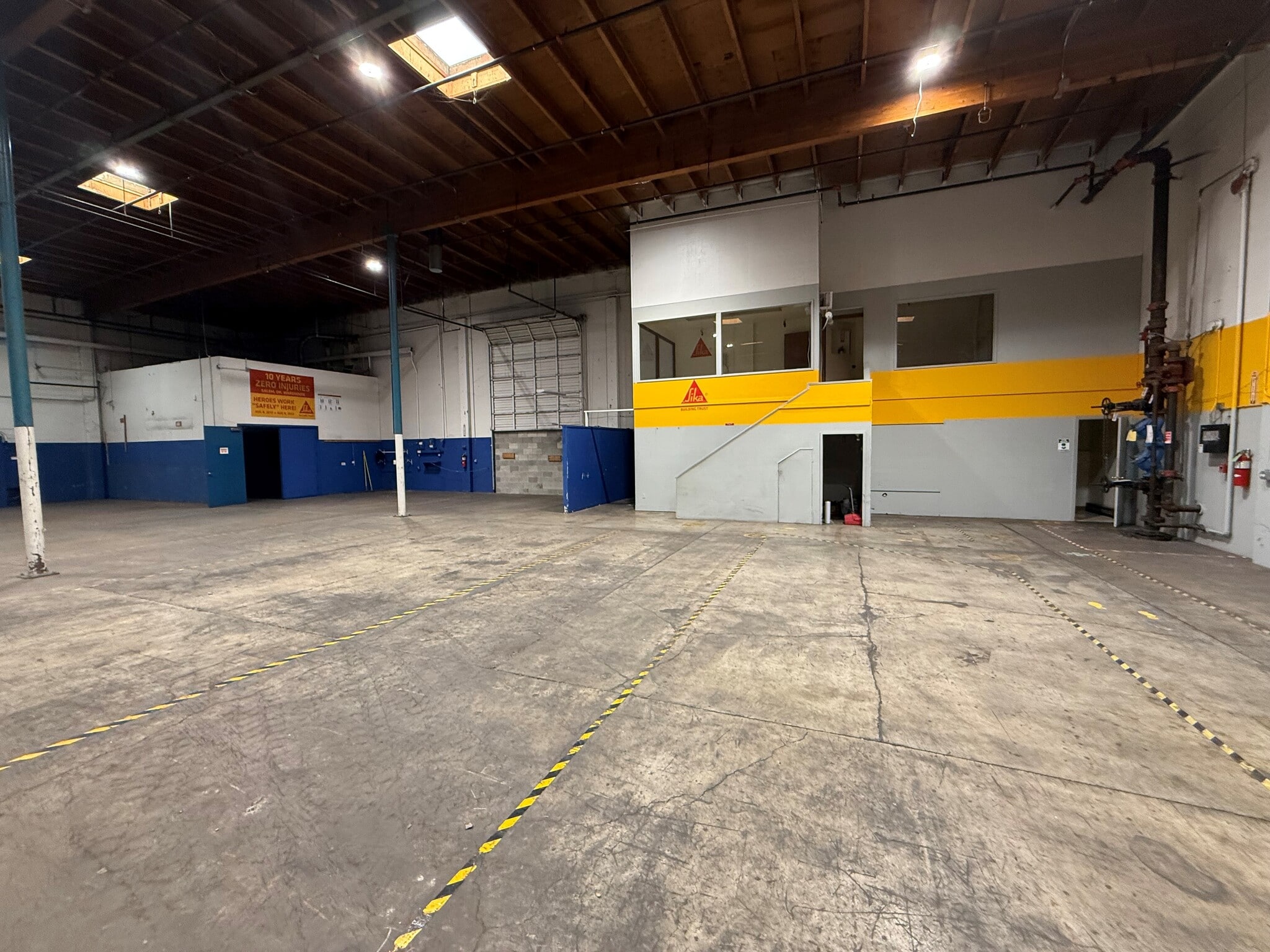 3025A Industrial Way NE, Salem, OR for lease Building Photo- Image 1 of 6