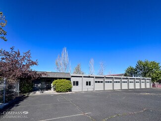 Plus de détails pour 100 NE Hawthorne Ave, Bend, OR - Local d'activités à louer