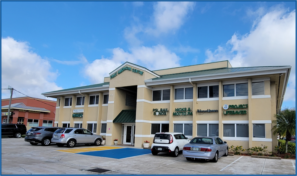201 SW Port St Lucie Blvd, Port Saint Lucie, FL for lease - Primary Photo - Image 1 of 35