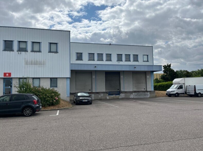 20 Rue Calmette, Genas for lease - Building Photo - Image 2 of 11