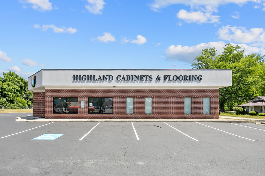 1409 Clinton Rd, Fayetteville, NC for lease - Building Photo - Image 2 of 10