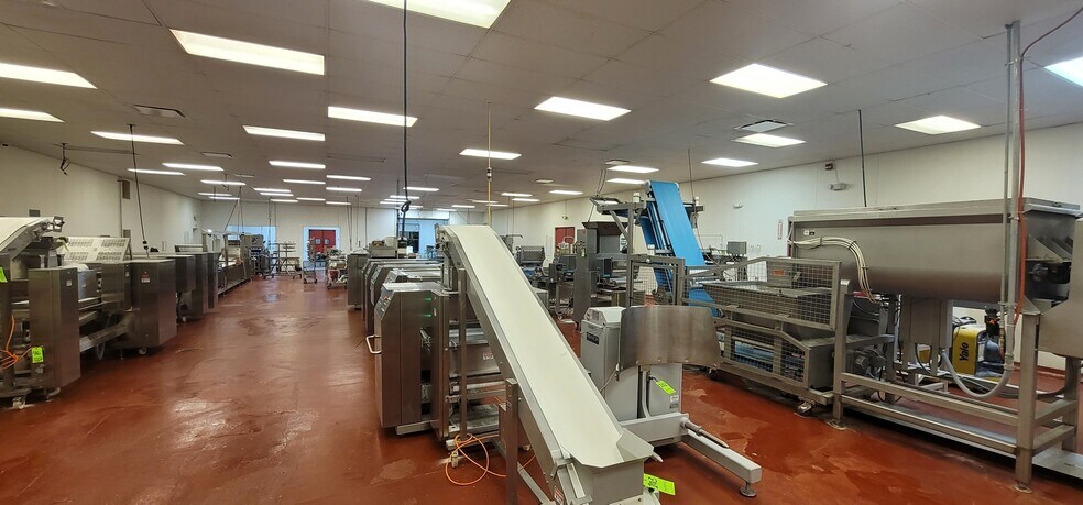 131 Kline Ave, Callery, PA à louer - Photo du bâtiment - Image 3 de 12