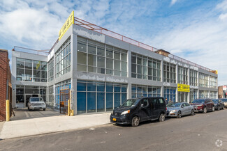 4322 36th St, Long Island City NY - Services immobiliers commerciaux