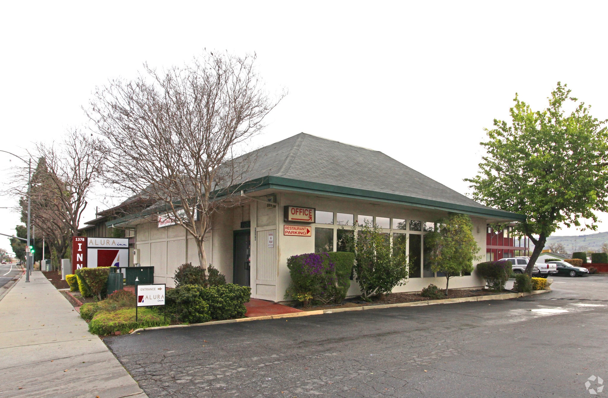 1390 Oakland Rd, San Jose, CA à louer Photo principale- Image 1 de 3