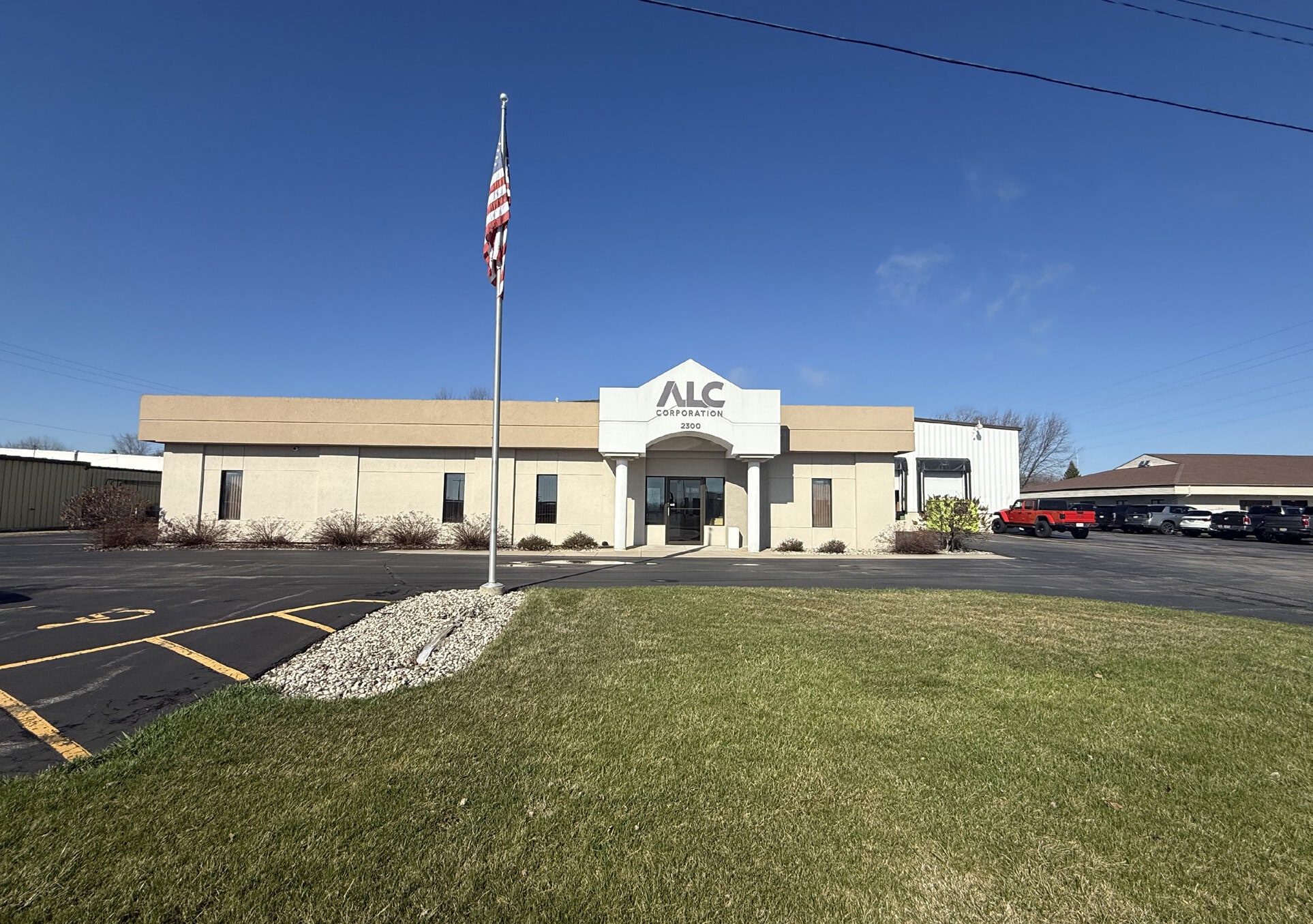 2300 American Dr, Neenah, WI for lease Building Photo- Image 1 of 6