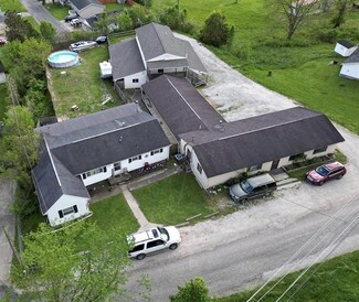 Plus de détails pour 6785 Mud River Rd, Barboursville, WV - Multi-résidentiel à vendre