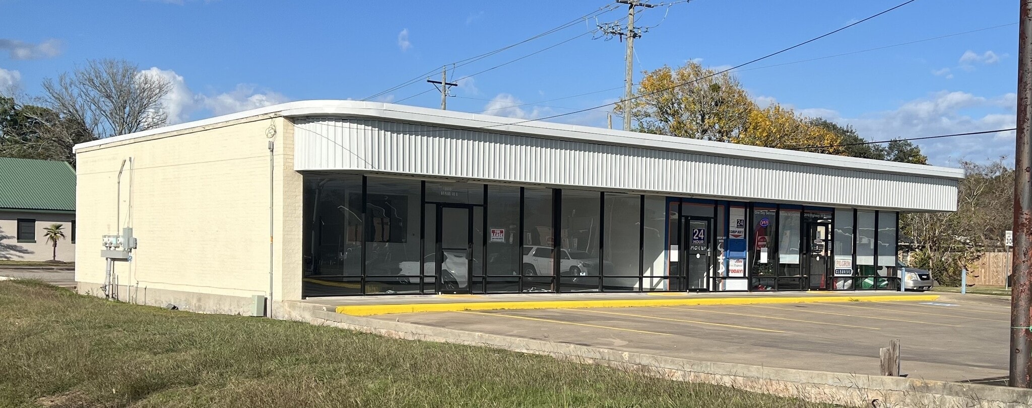 2610 TX-35 Loop, Alvin, TX for lease Building Photo- Image 1 of 2