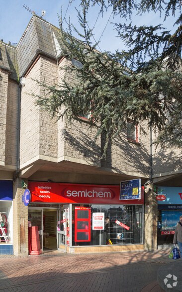 28-58 La Porte Precinct, Grangemouth à louer - Photo du bâtiment - Image 2 de 3