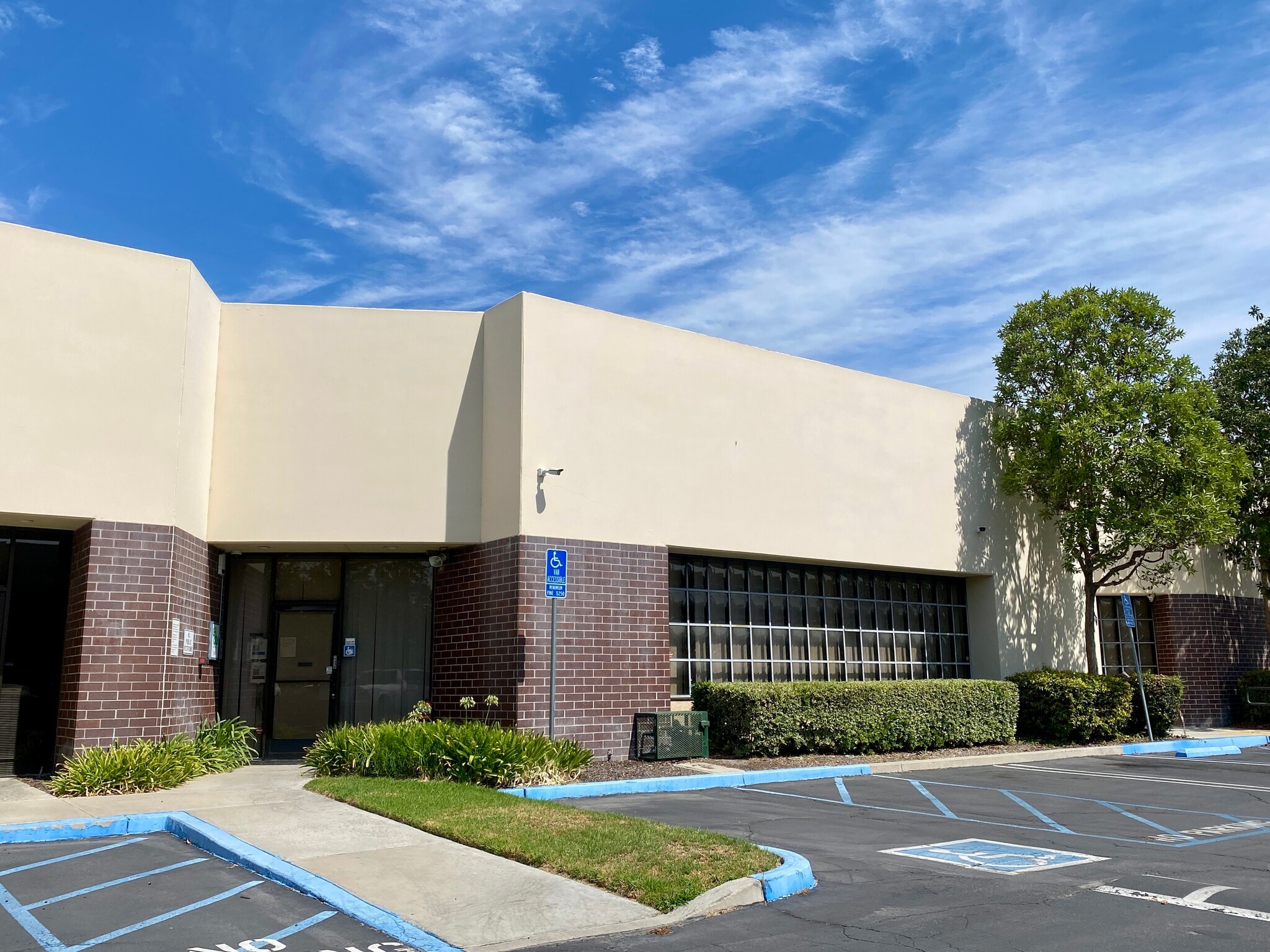 3505 Cadillac Ave, Costa Mesa, CA à vendre Photo principale- Image 1 de 8