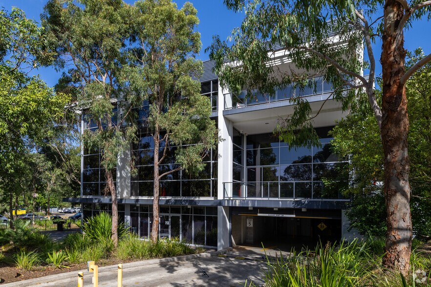 4 Daydream St, Warriewood for sale - Building Photo - Image 3 of 3