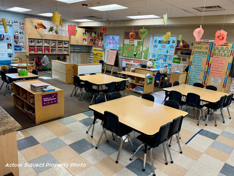 23 Barbour Pond Dr, Wayne, NJ à vendre - Photo intérieure - Image 3 de 7