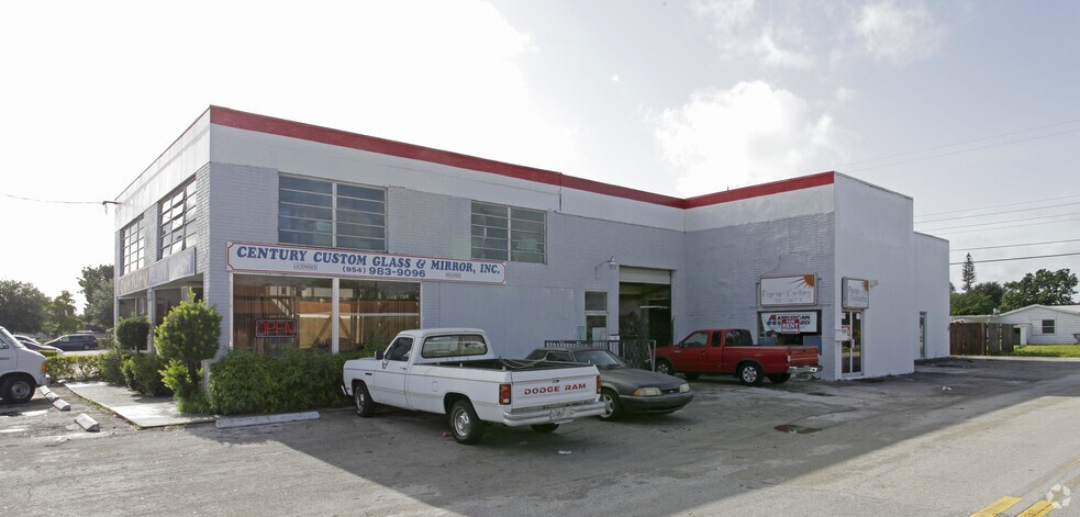 5888 Johnson St, Hollywood, FL à louer - Photo du bâtiment - Image 2 de 4