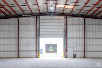 1001 Bridge St, Fuquay Varina, NC for lease Interior Photo- Image 1 of 6