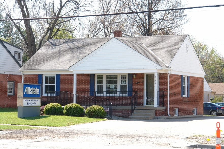 5825 E Central Ave, Wichita, KS for lease - Primary Photo - Image 1 of 2