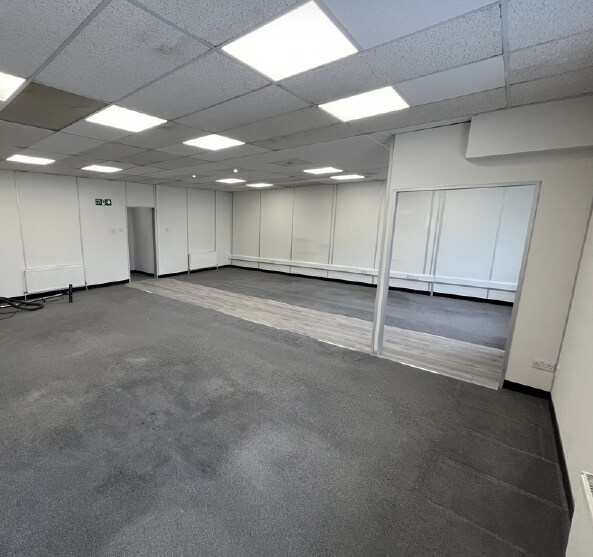 Bridge Rd, Welwyn Garden City for lease Interior Photo- Image 1 of 8