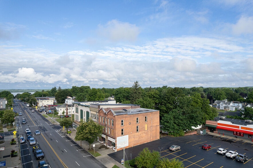 114-116 W Broadway, Fulton, NY for sale - Primary Photo - Image 1 of 27