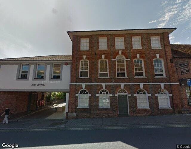 27 Oxford St, Newbury à louer - Photo du bâtiment - Image 3 de 18