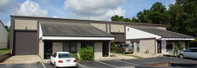 Plus de détails pour 3710-3716 NW 97th Blvd, Gainesville, FL - Local d'activités à louer