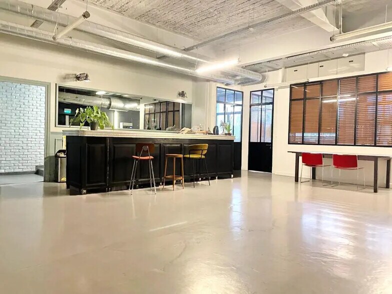 7-9 Rue Des Petites Ecuries, Paris à vendre - Photo du bâtiment - Image 3 de 10