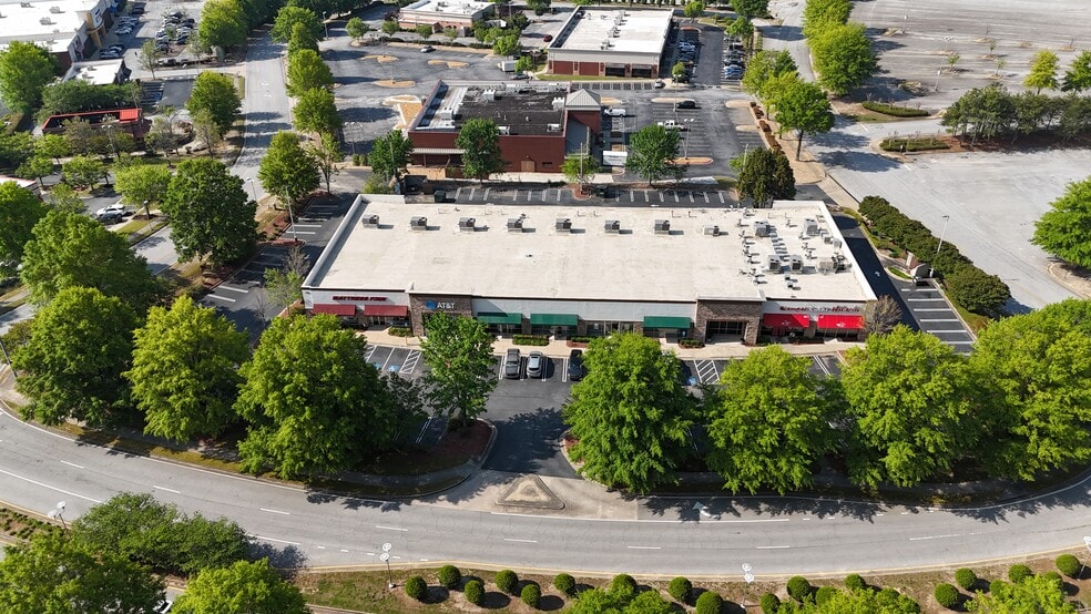 7105 Stonecrest Pky, Lithonia, GA for lease - Building Photo - Image 1 of 18