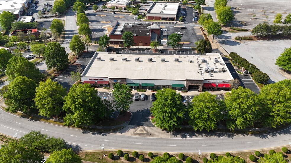 7105 Stonecrest Pky, Lithonia, GA à louer - Photo du bâtiment - Image 1 de 18