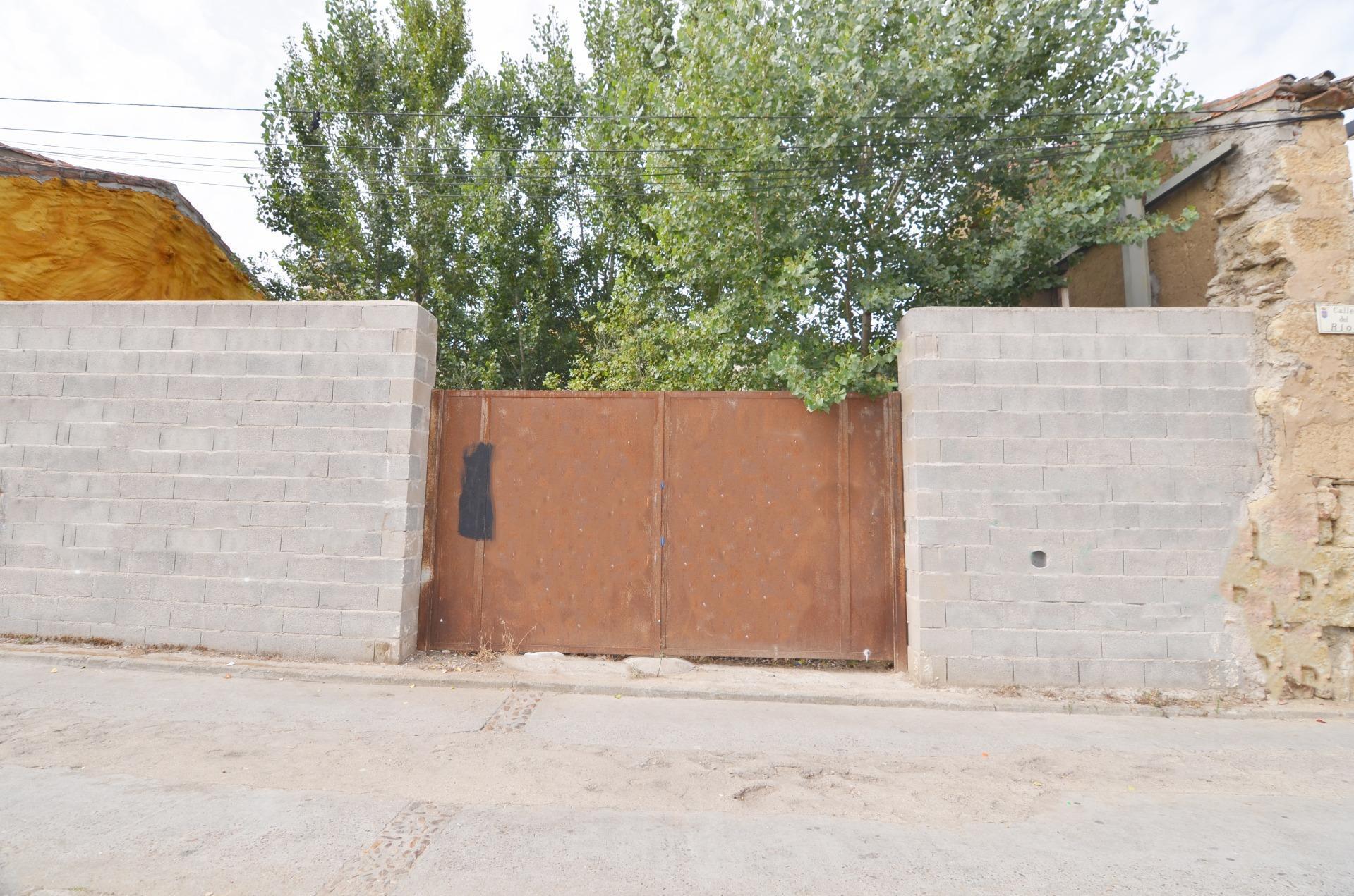 Land in Ciudad Rodrigo, Salamanca for lease Building Photo- Image 1 of 7