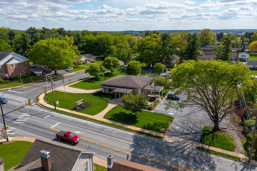 1300 W Main St, Ephrata, PA for sale - Primary Photo - Image 1 of 1