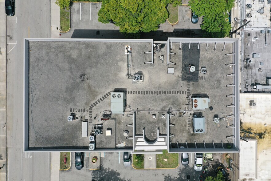 210 S Federal Hwy, Hollywood, FL à louer - Photo du bâtiment - Image 3 de 10