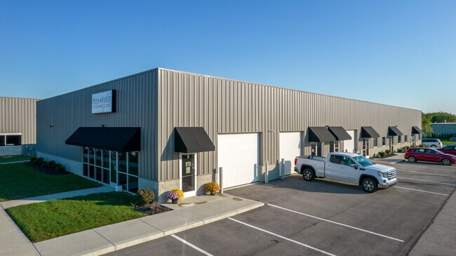 Plus de détails pour 7685 Corporate Blvd, Plain City, OH - Industriel à louer
