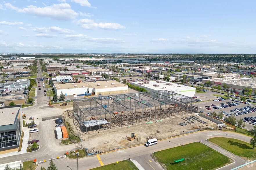 3100 27 St NE, Calgary, AB for lease - Aerial - Image 2 of 4
