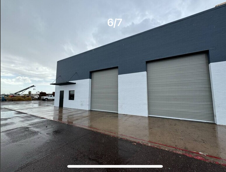 4225 W Indian School Rd, Phoenix, AZ à louer - Photo du bâtiment - Image 2 de 17