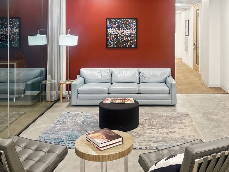 410 N Main St, Royal Oak, MI à louer - Photo intérieure - Image 3 de 14