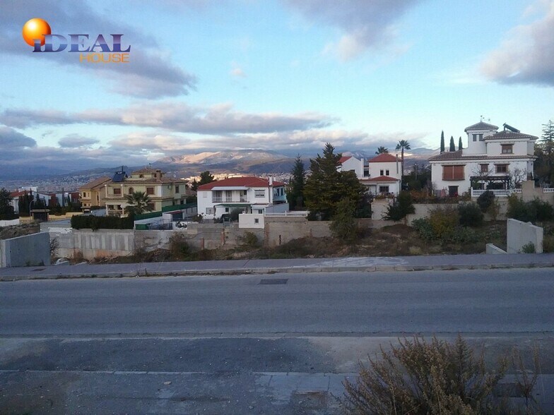Terrain dans La Zubia, Granada à vendre - Photo du bâtiment - Image 2 de 10