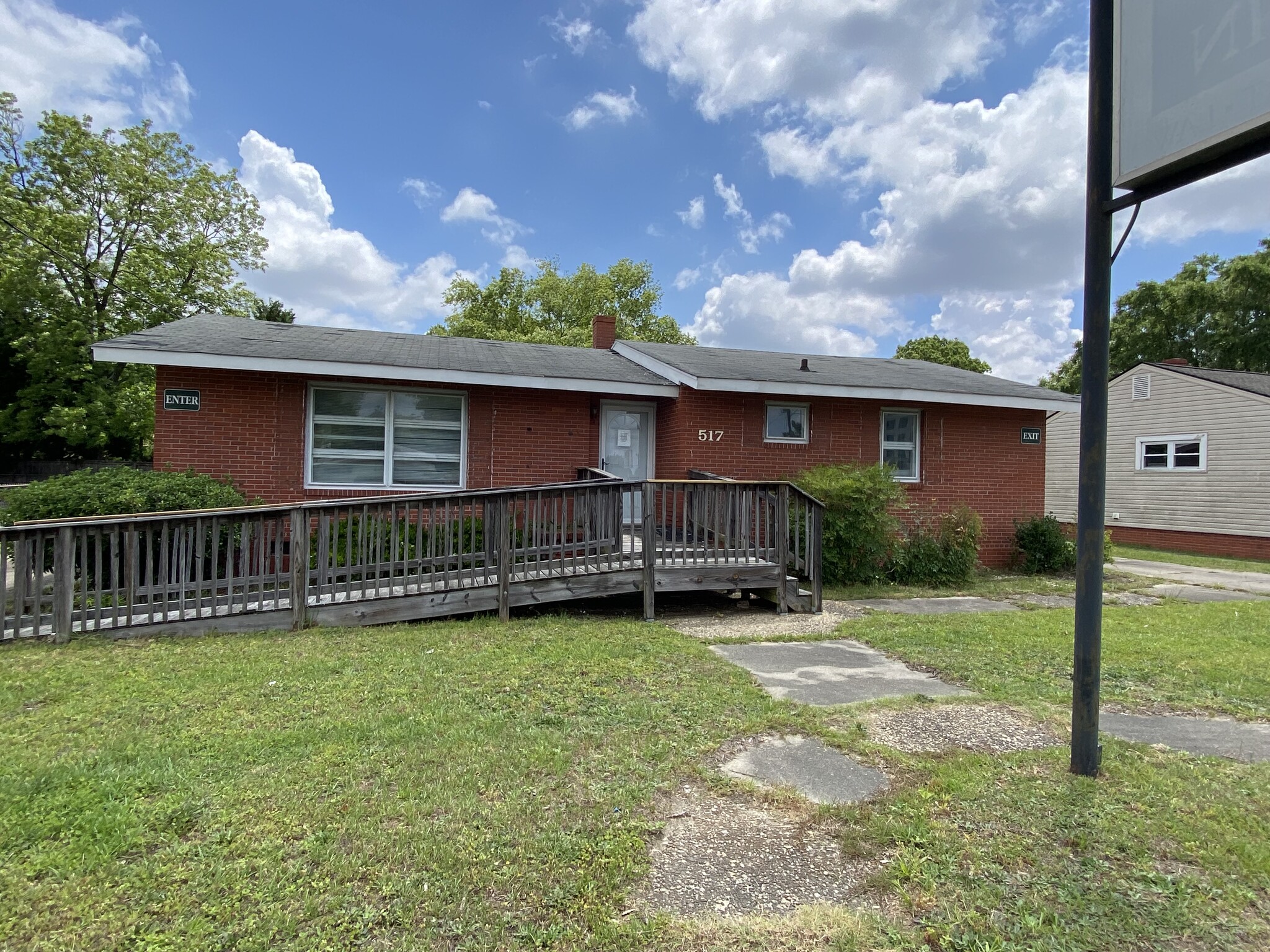 517 Owen Dr, Fayetteville, NC à vendre Photo du bâtiment- Image 1 de 14