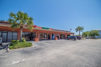 701 JC Center Ct, Port Charlotte, FL for lease Building Photo- Image 1 of 21