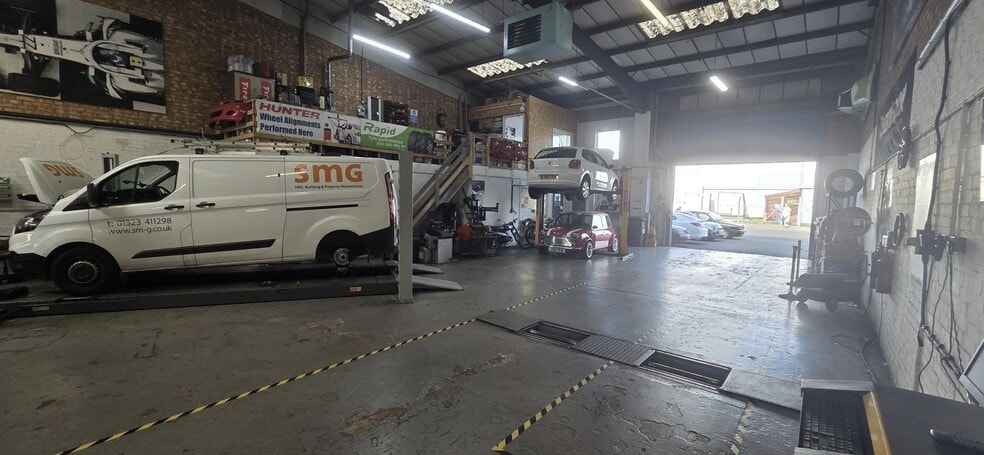 Edison Rd, Eastbourne for lease - Building Photo - Image 3 of 9