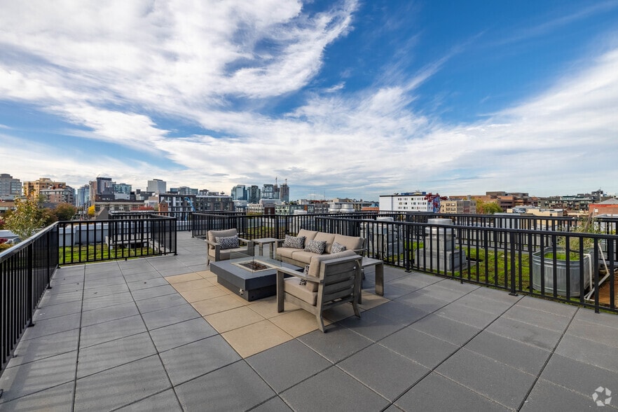 954 E Union St, Seattle, WA for lease - Building Photo - Image 2 of 46