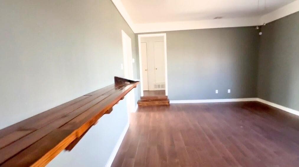 1927 W Arkansas Ln, Pantego, TX for sale Interior Photo- Image 1 of 6