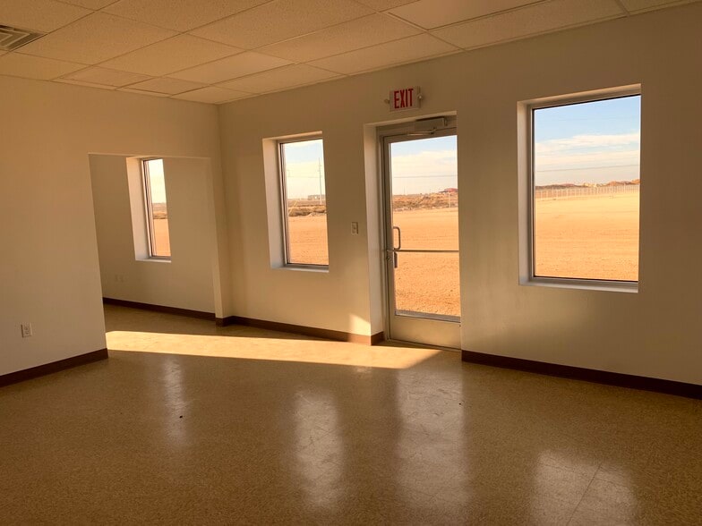 8516 County 66 rd, Midland, TX à louer - Photo intérieure - Image 2 de 15