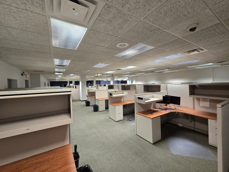 720 W 20th St, Pittsburg, KS à vendre - Photo du bâtiment - Image 3 de 17