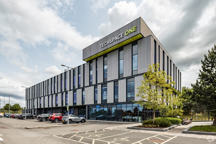 Keckwick Ln, Warrington for lease - Building Photo - Image 1 of 19