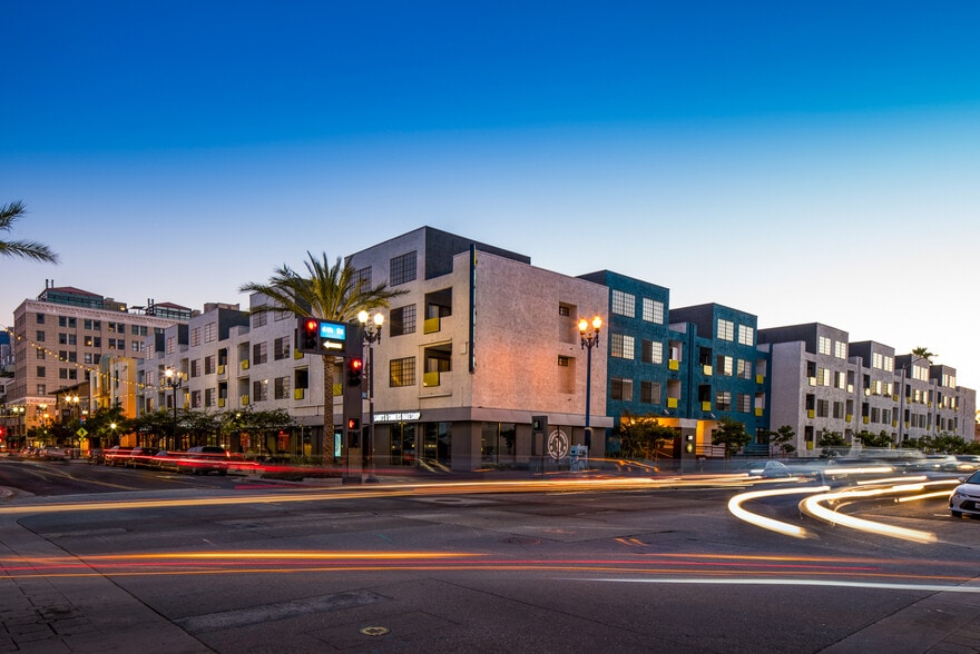 585 Pine Ave, Long Beach, CA à louer - Photo du bâtiment - Image 2 de 30