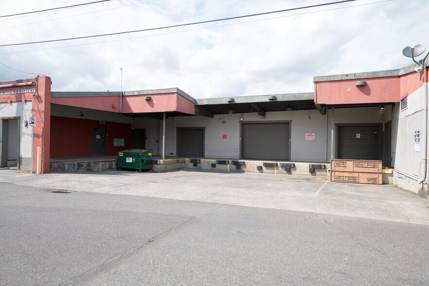 2200 N Interstate Ave, Portland, OR à louer - Photo du bâtiment - Image 2 de 9