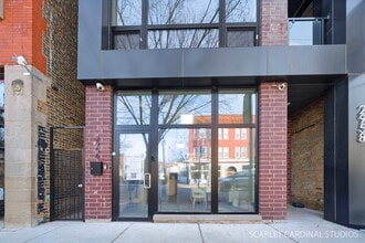 2956 N Lincoln Ave, Chicago, IL for lease Interior Photo- Image 1 of 15