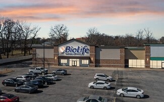 More details for 7521-7531 Watson Rd, Saint Louis, MO - Retail for Sale