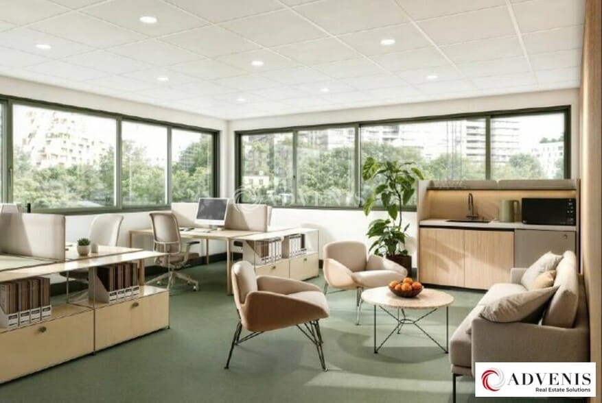 Office in Mérignac for lease - Building Photo - Image 2 of 6