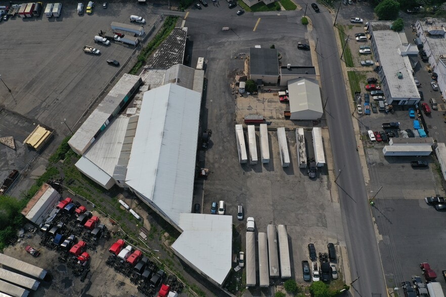 38 Adamson St, Easton, PA for lease - Primary Photo - Image 1 of 2