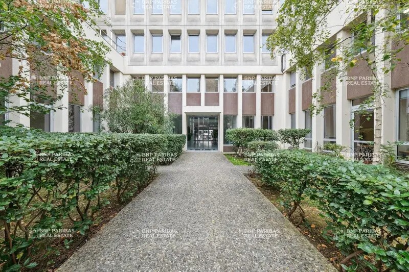 6-8 Rue Eugène Oudiné, Paris à louer - Photo du bâtiment - Image 2 de 15